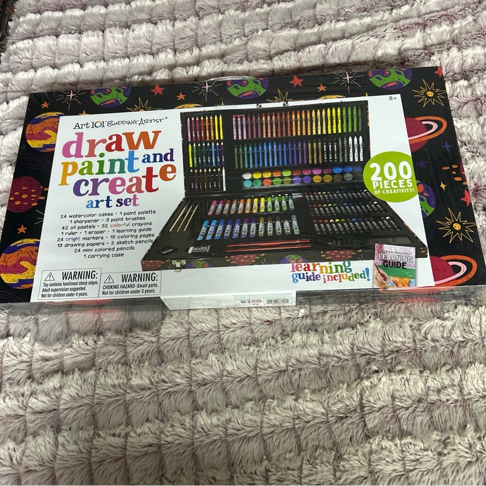 Art 101 Budding Artist 200 Piece Draw Paint and Create Art set